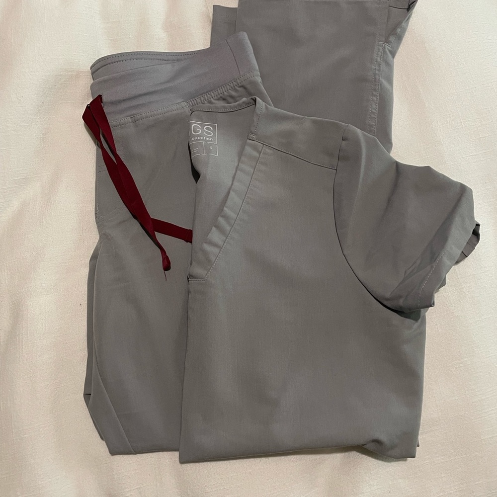 FIGS scrubs